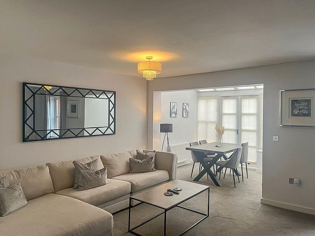 Additional image 2 of 2 bed flat for saleHart Street, Brentwood CM14