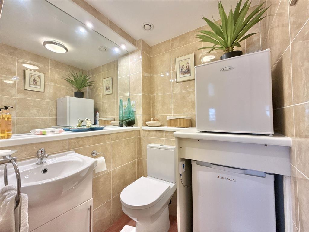 Additional image 20 of 2 bed flat for saleBerry Head Road, Brixham TQ5