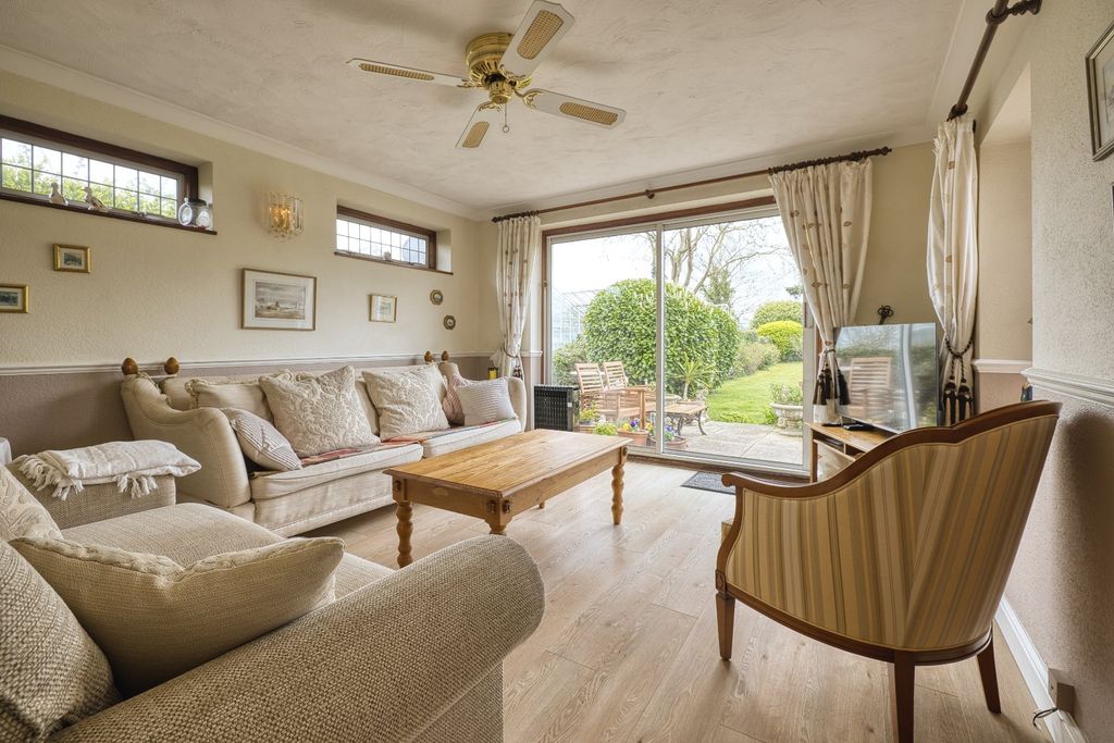 Additional image 8 of 3 bed detached house for saleGeorge Hill Road, Kingsgate, Broadstairs, Kent CT10