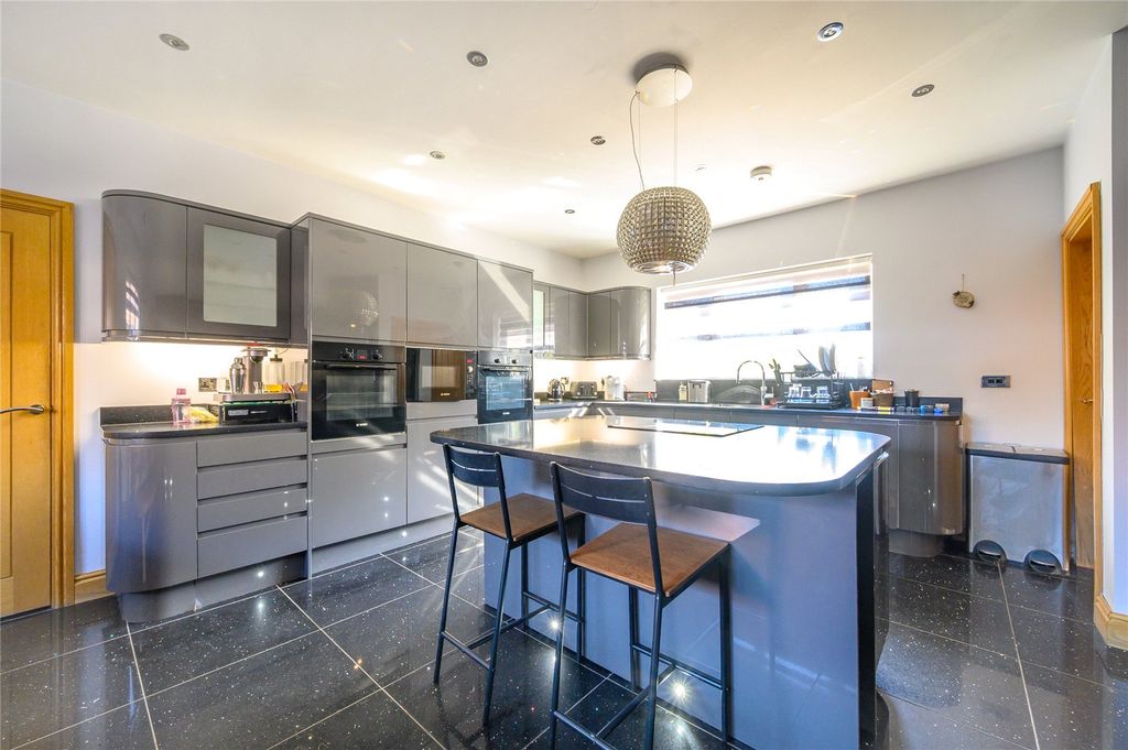 Additional image 4 of 6 bed detached house for saleBroadway House, Wakefield Road, Drighlington, Bradford, West Yorkshire BD11