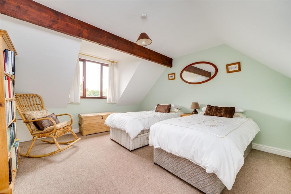 Additional image 20 of 6 bed detached house for saleAcacia Park Drive, Apperley Bridge, West Yorkshire BD10
