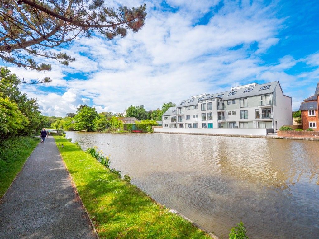 Additional image 2 of 2 bed flat for saleCanalside, Higher Wharf, Bude EX23