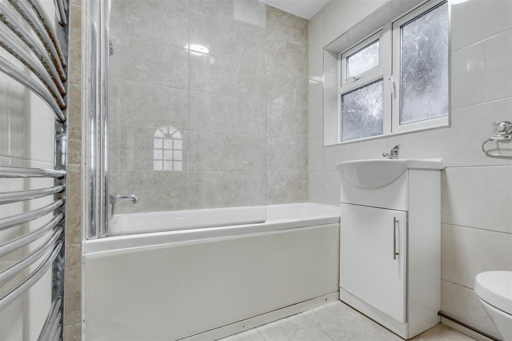 Additional image 11 of 3 bed property for saleWollaton Road, Beeston, Nottingham NG9