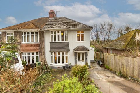 Bishopston Road, Bishopston, Swansea SA3