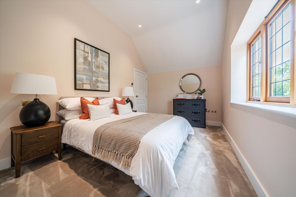 Additional image 17 of 4 bed detached house for saleStubbs Hill, Binfield, Berkshire RG42