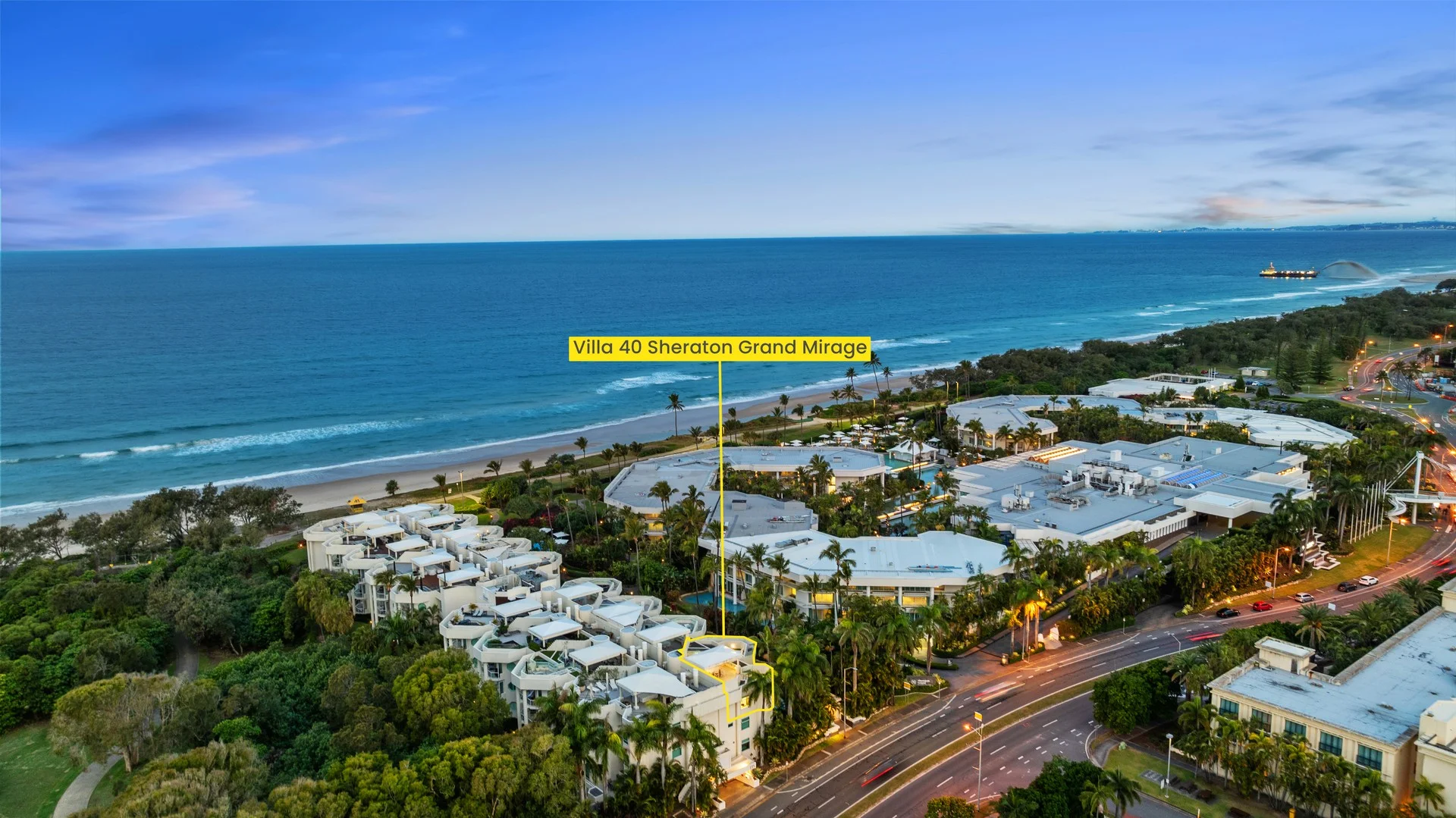 40/135 Seaworld Dr, Main Beach QLD 4217 photo 2
