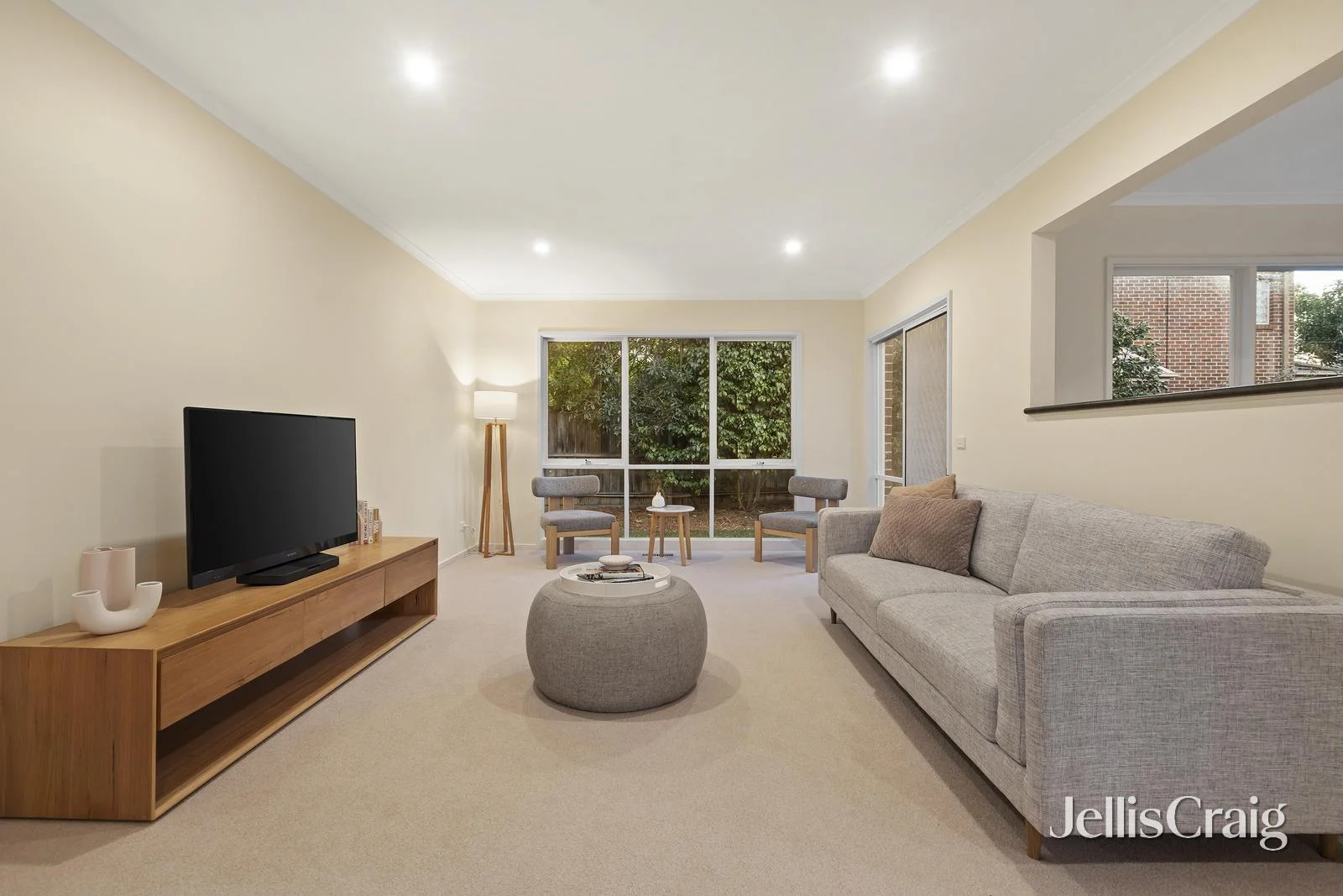 16 Mulsanne Way, Donvale VIC 3111 photo 3