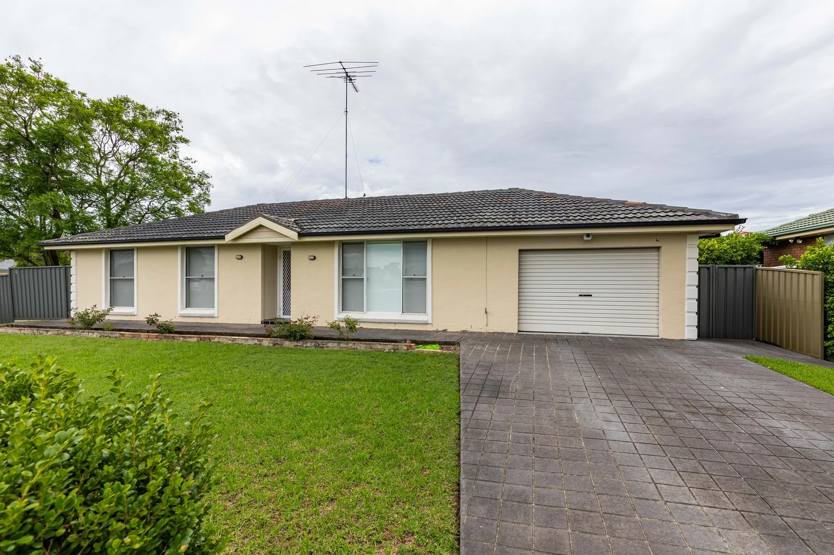 18 Blackwell Avenue, St Clair NSW 2759
