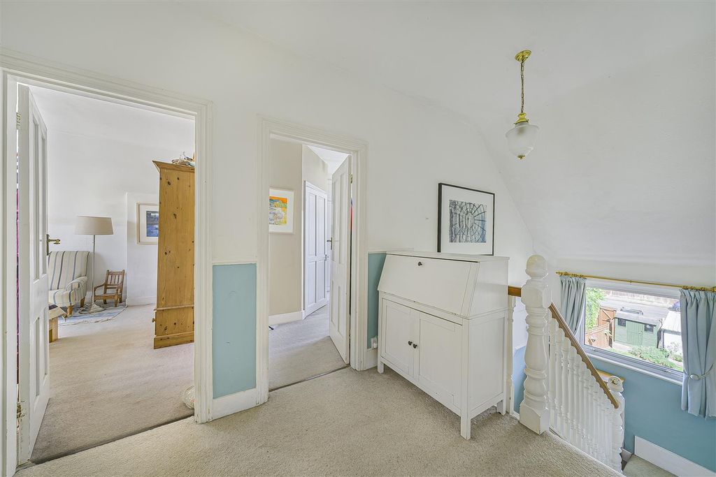 Additional image 13 of 4 bed flat for saleHighland Road, Bromley BR1