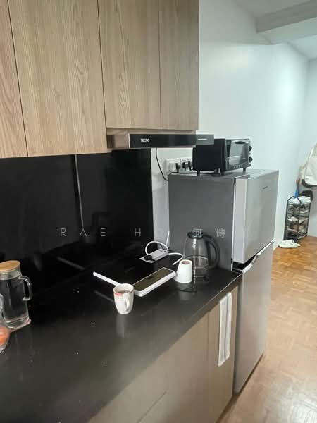 108 Sixth Avenue photo 2