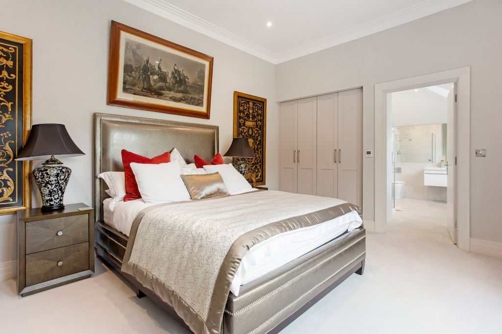Additional image 19 of 5 bed detached house for saleHawthorn Hill, Warfield, Bracknell, Berkshire RG42