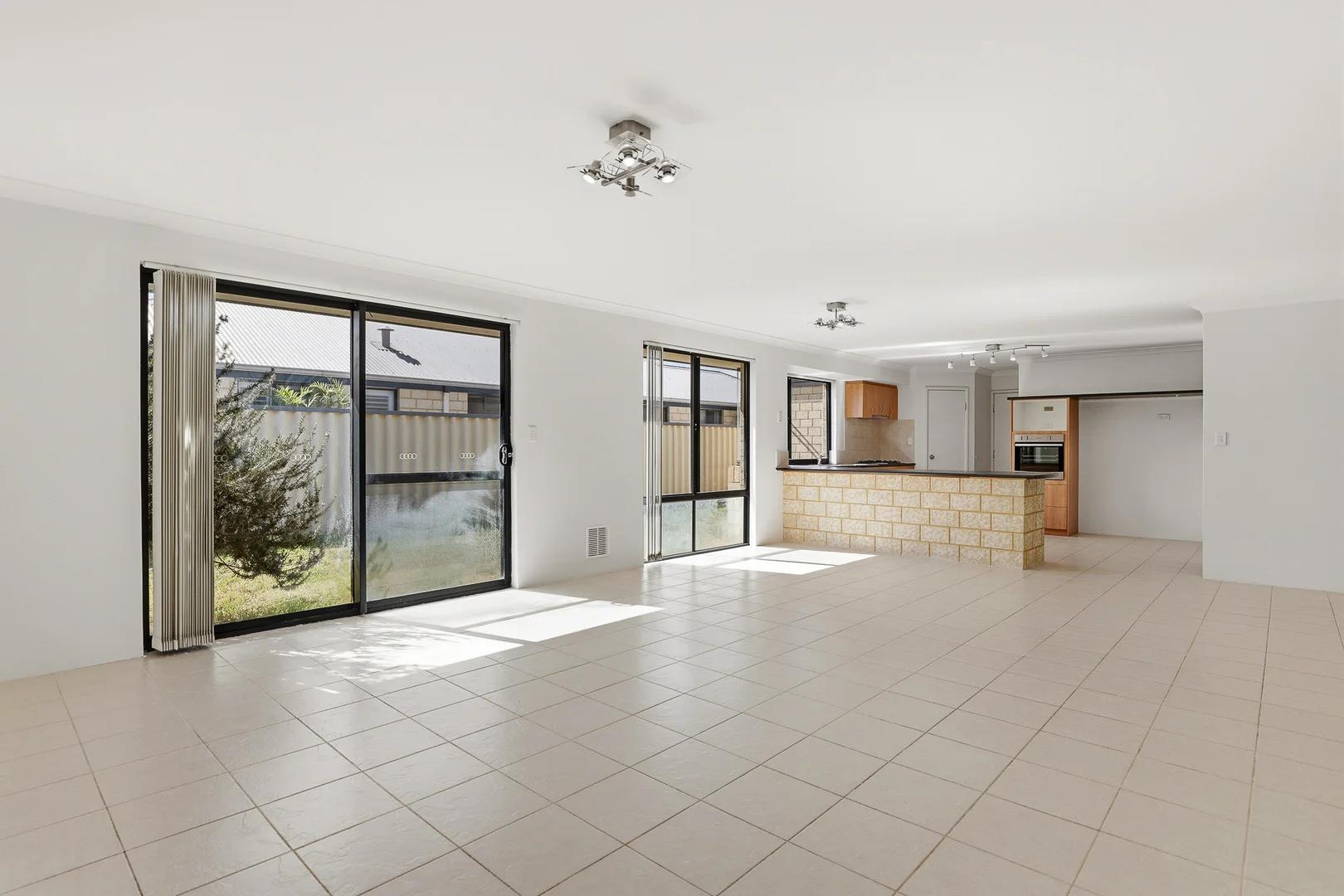 Additional image 11 of 6 Tamarama Street, Secret Harbour WA 6173