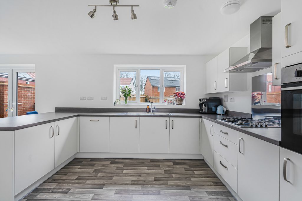 Additional image 22 of 4 bed detached house for saleMiles Road, Bordon, Hampshire GU35