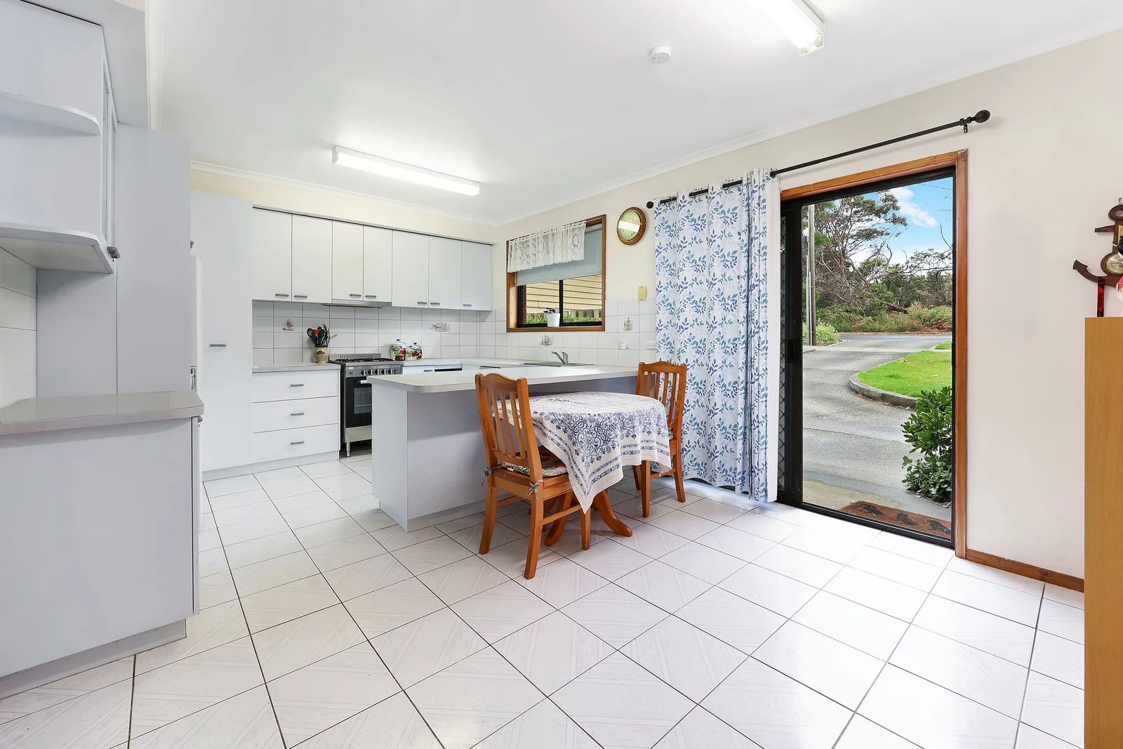 85 Hennessy Street, Port Campbell VIC 3269