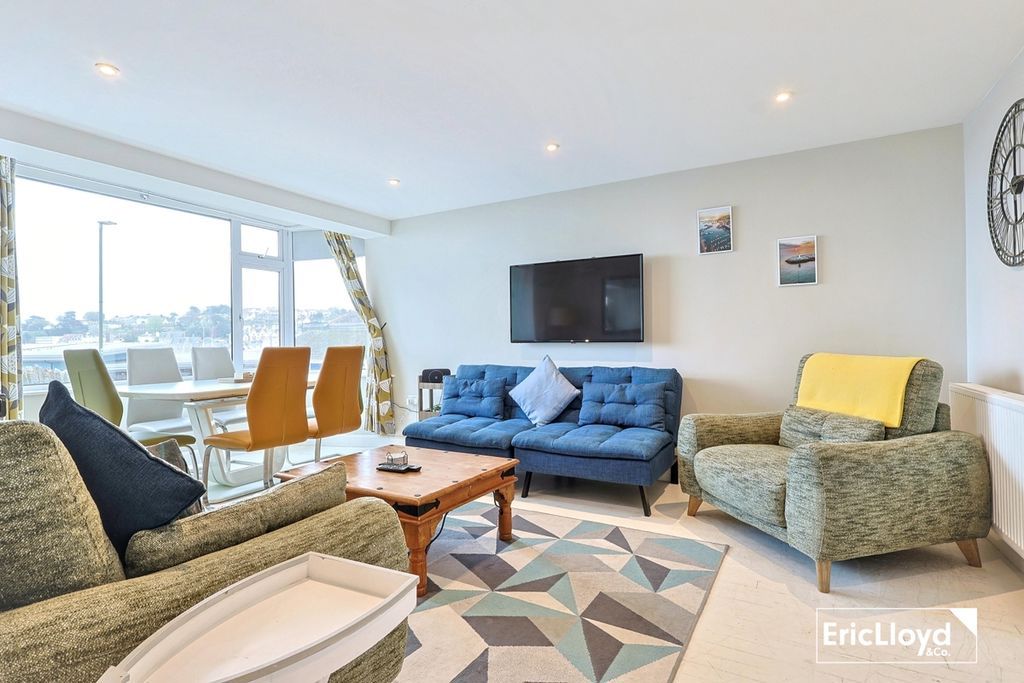 Additional image 3 of 3 bed flat for saleOvergang Road, Brixham TQ5