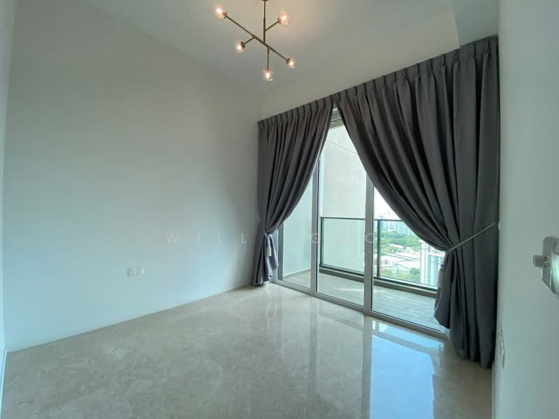 99 Prince Charles Crescent photo 3