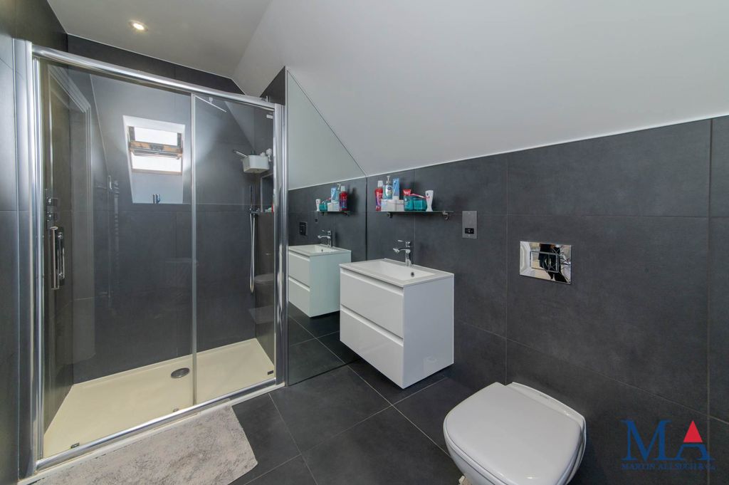 Additional image 36 of 5 bed detached house for saleRed Road, Borehamwood WD6