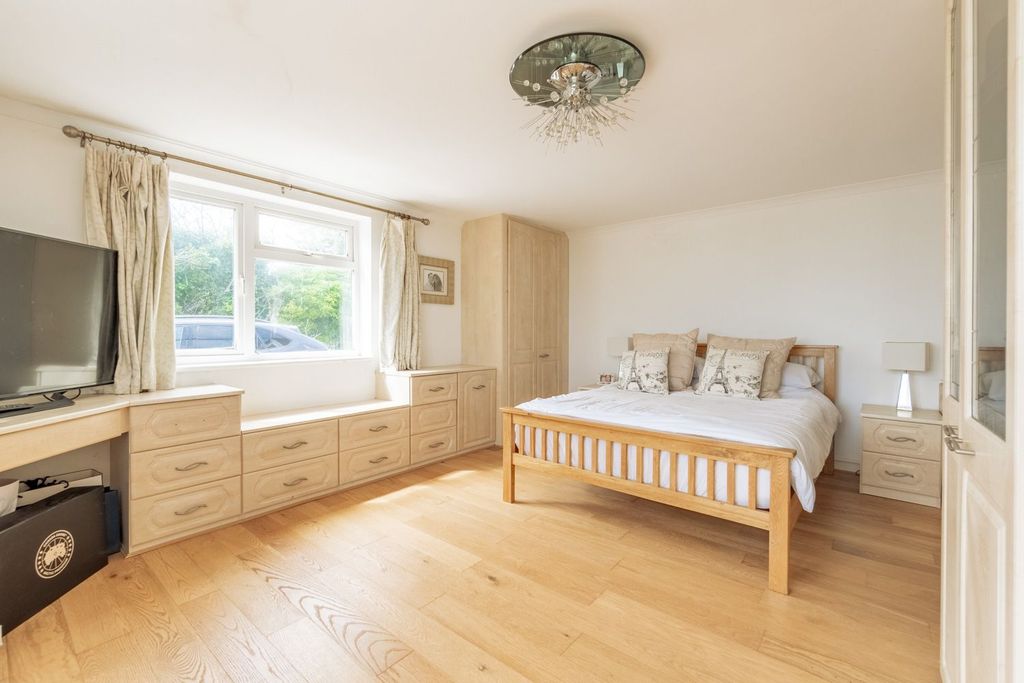 Additional image 13 of 6 bed detached house for saleCliff Promenade, Broadstairs CT10