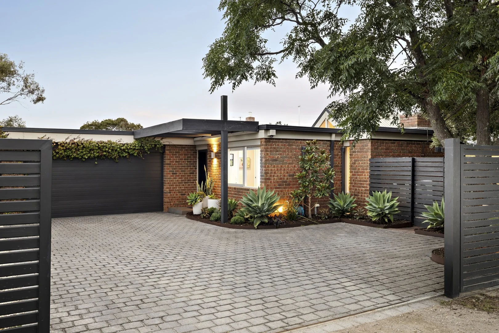 14 Craigie Road, Mount Martha VIC 3934