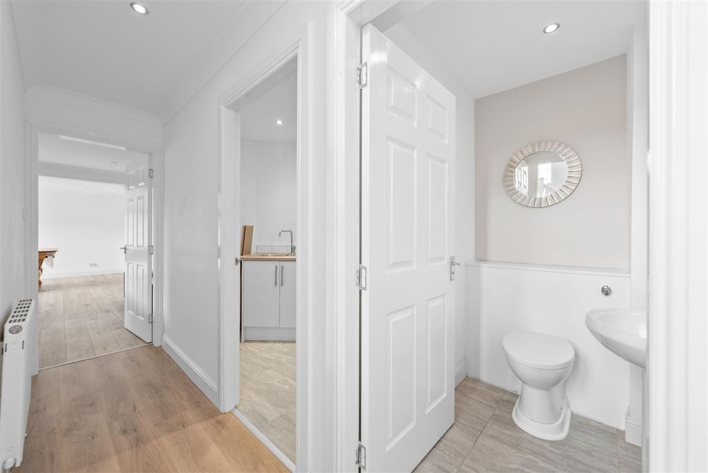 Additional image 16 of 5 bed detached house for saleSnead View, Motherwell ML1