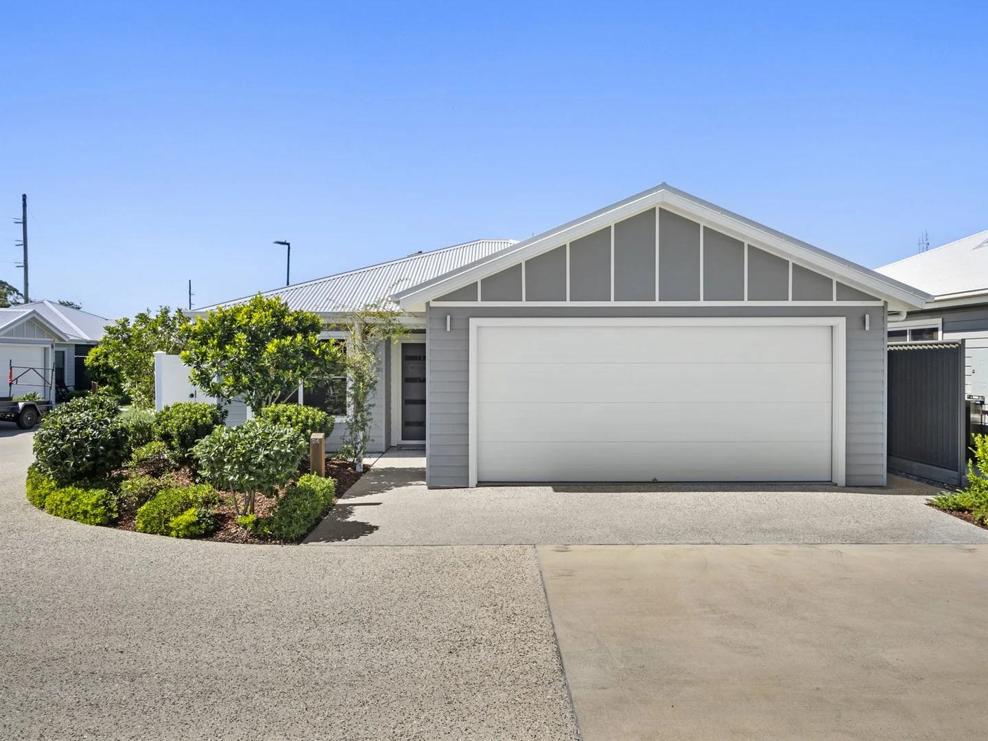 24/90 Carrs Drive, Yamba NSW 2464