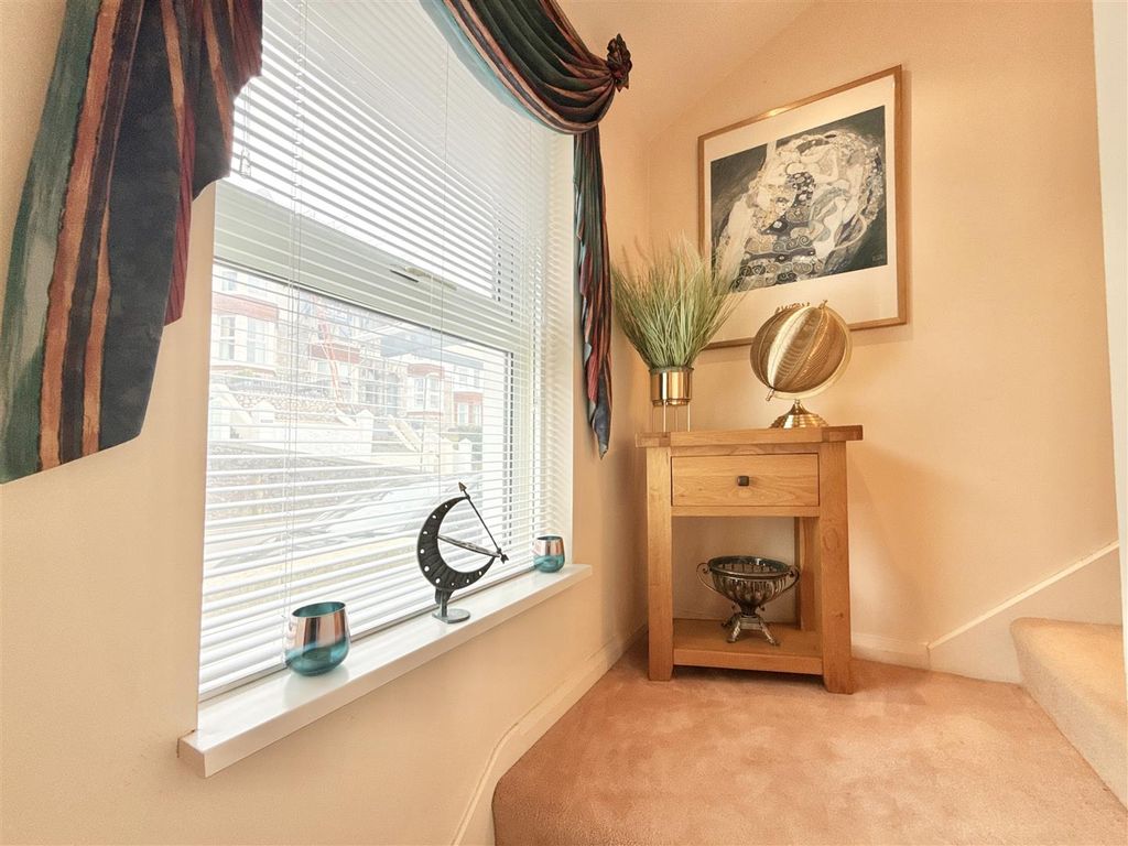 Additional image 18 of 2 bed flat for saleBerry Head Road, Brixham TQ5