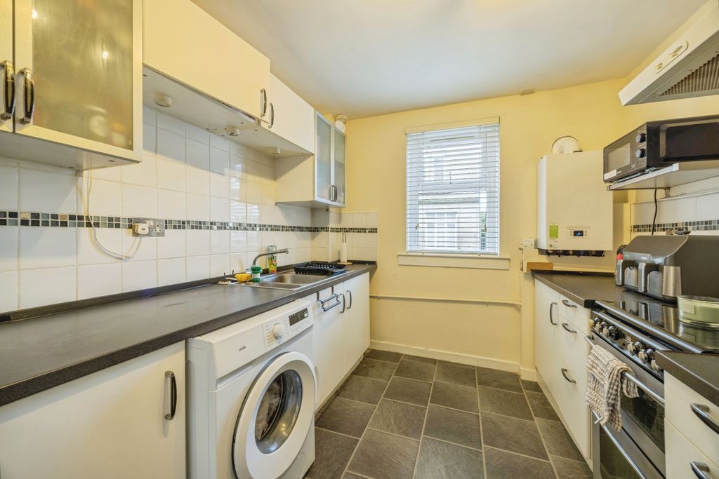 Additional image 6 of 2 bed flat for saleMain Street, Larbert FK5