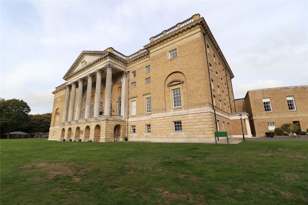 Additional image 16 of 3 bed flat for saleThorndon Hall, Thorndon Park, Ingrave, Brentwood CM13