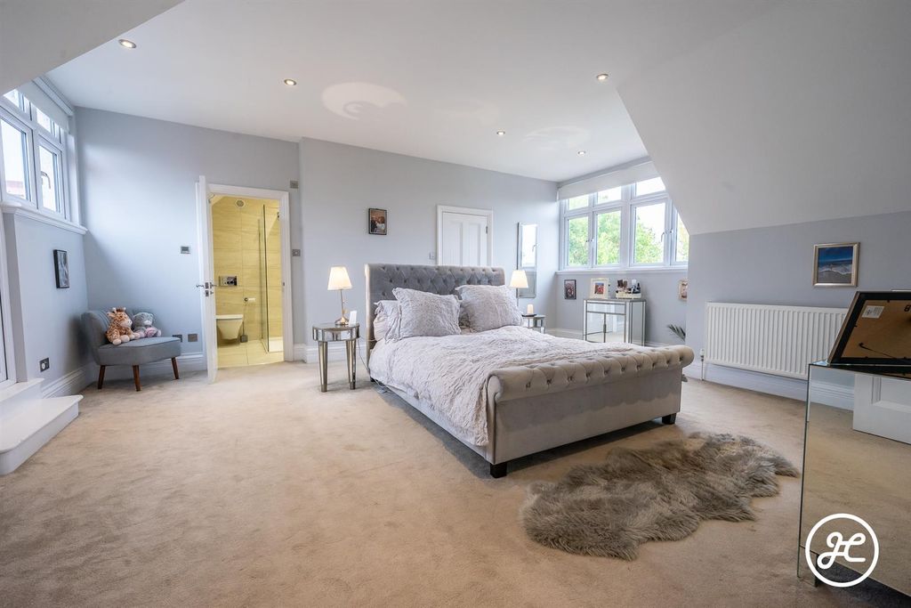 Additional image 23 of 6 bed detached house for saleDurleigh Road, Bridgwater TA6