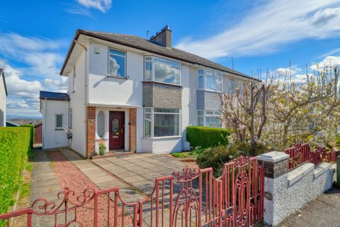 Woodbank Crescent, Clarkston G76