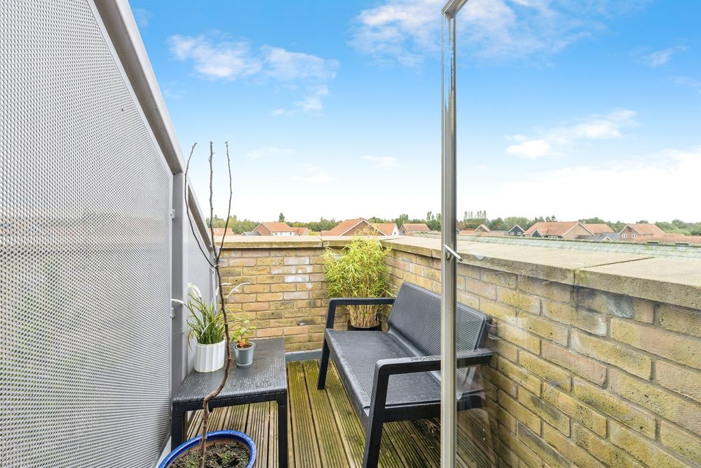 Additional image 19 of 2 bed flat for saleMarine Approach, Lincoln LN1