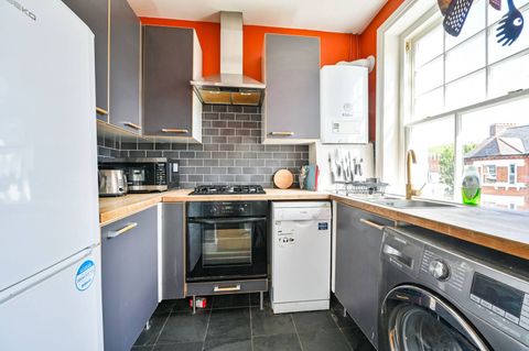 Hackford Road, Oval, London SW9