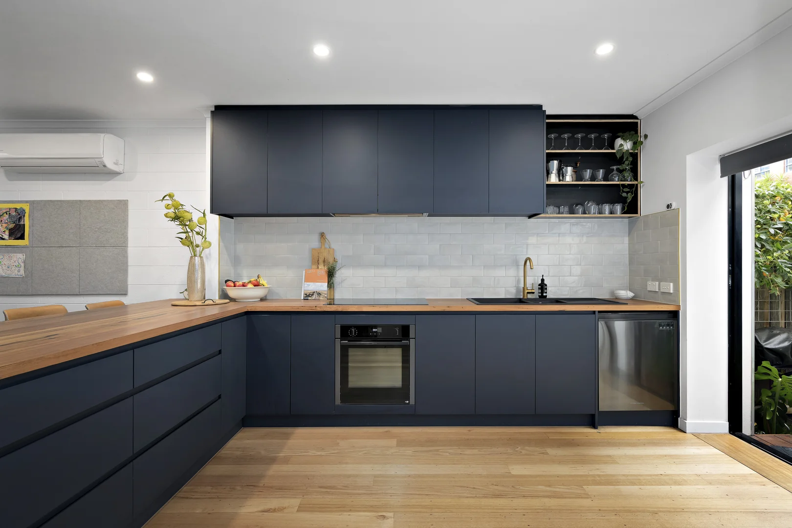 Additional image 5 of 11/43 Acland Street, St Kilda VIC 3182