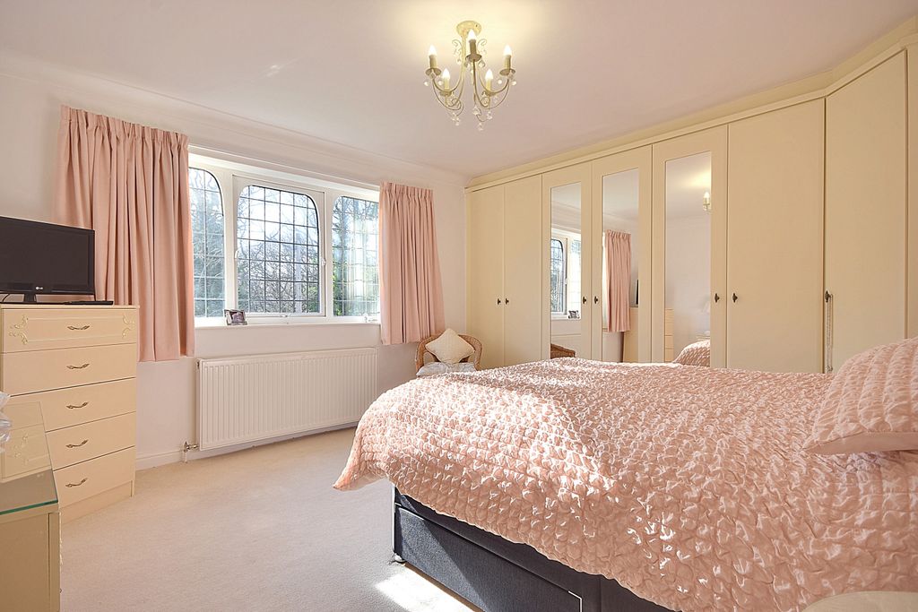 Additional image 10 of 4 bed detached bungalow for saleGlyrroen, Westgate, Clifton, Brighouse HD6