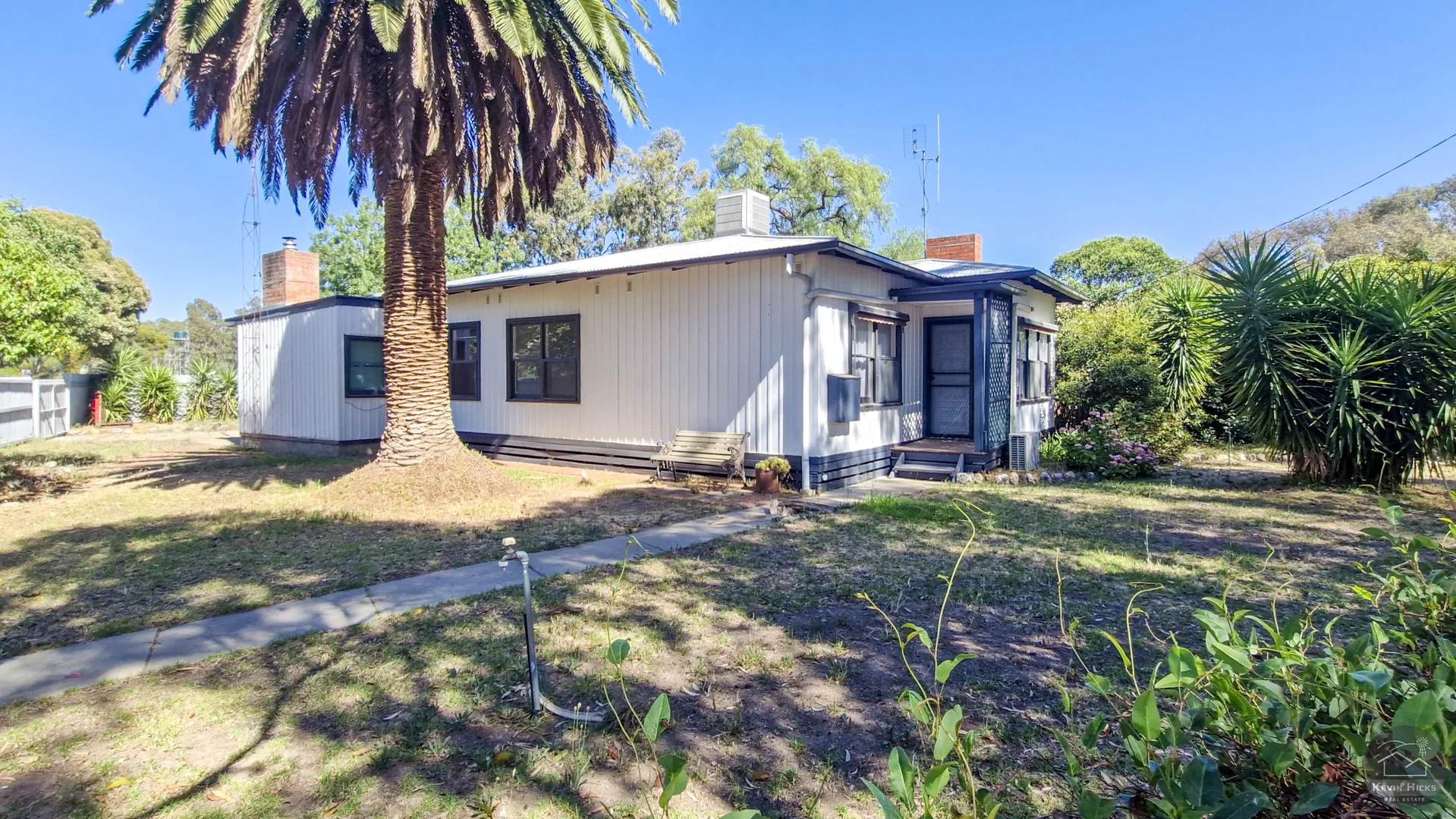 16 Moor Street, Barmah VIC 3639