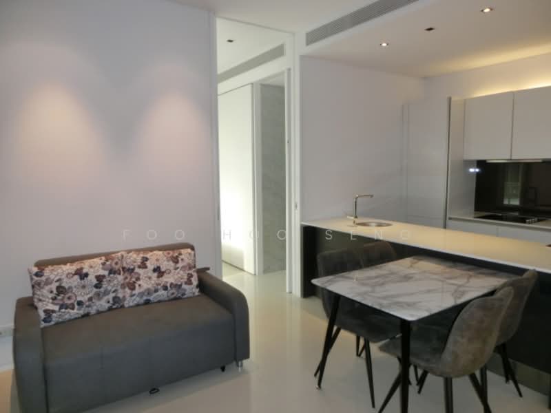 6 Scotts Road photo 3