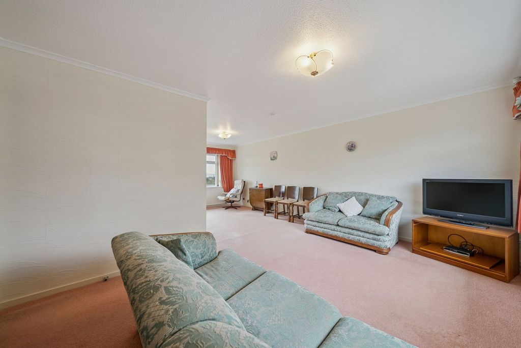 Additional image 6 of 3 bed detached bungalow for saleKildonan Drive, Helensburgh G84