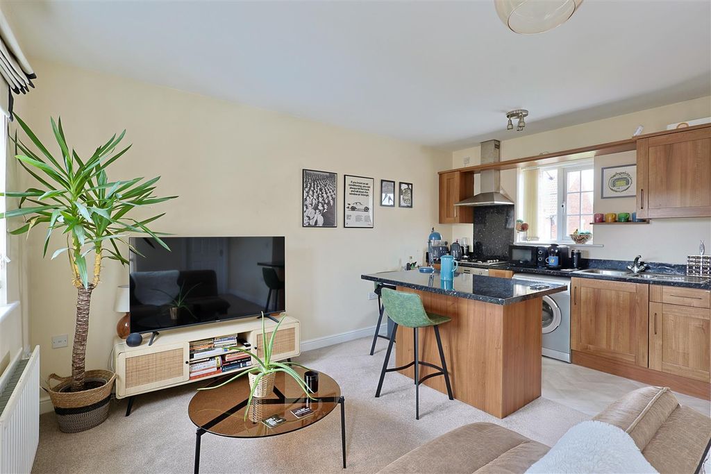 1 bed flat for saleBeaumaris Court Longbenton, Newcastle Upon Tyne NE12