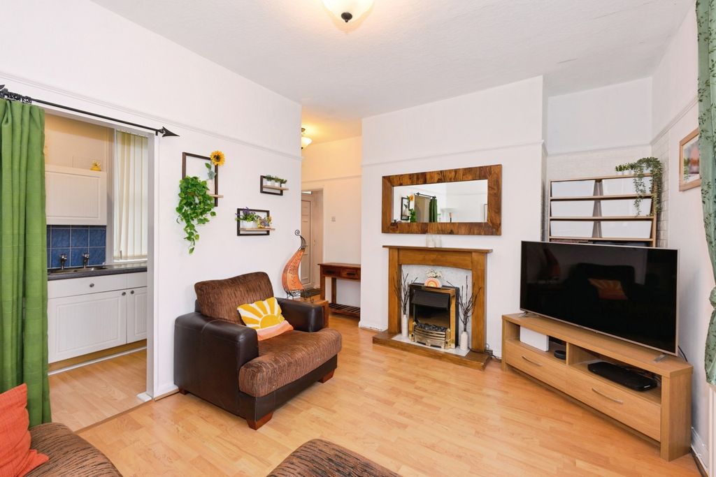 Additional image 2 of 1 bed flat for saleHarraby Grove, Carlisle, Cumbria CA1