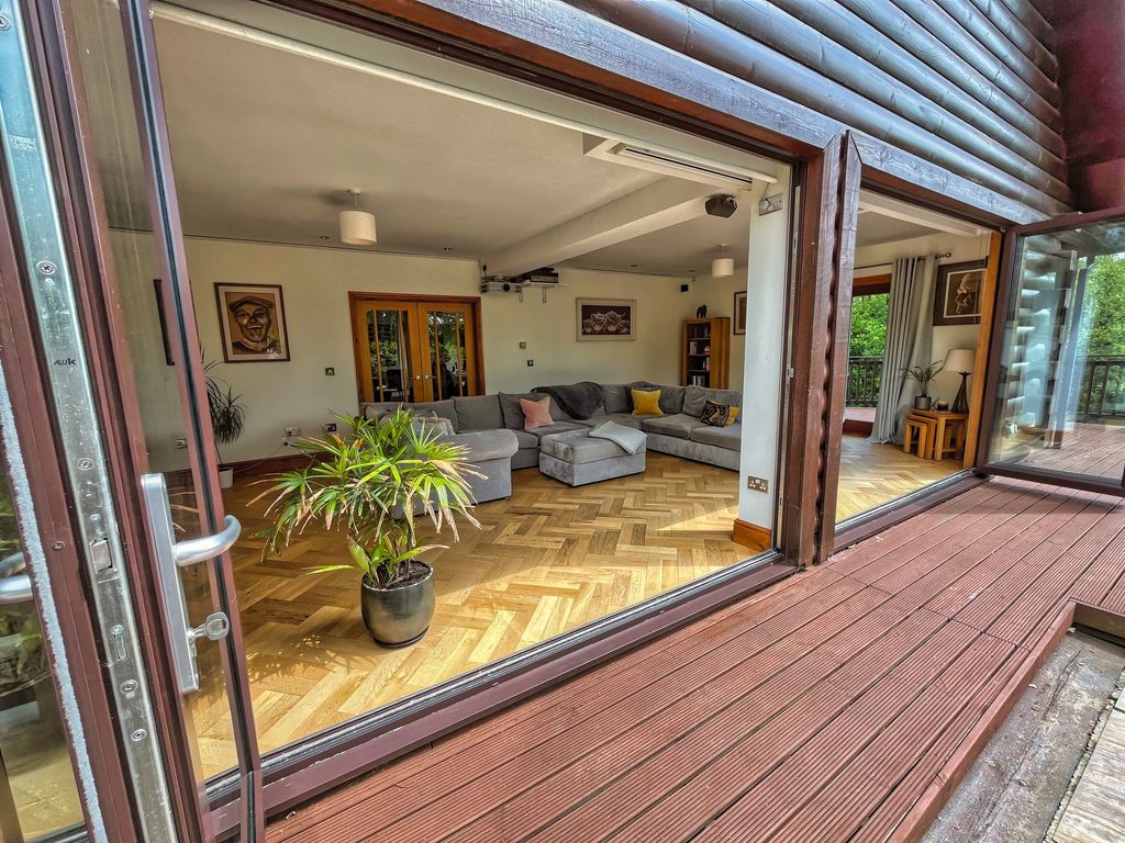 Additional image 5 of 4 bed detached house for saleThistledome, 25 Oakmead Road, Llanharan, Pontyclun CF72