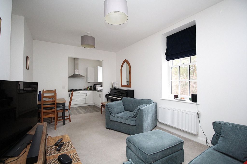 Additional image 12 of 2 bed flat for saleAmherst Place, Bordon, Hampshire GU35