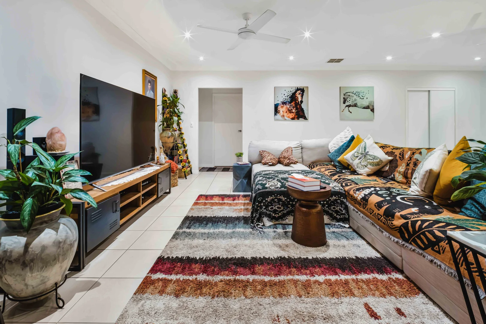 4 Bimberi Row, Pacific Pines QLD 4211 photo 4