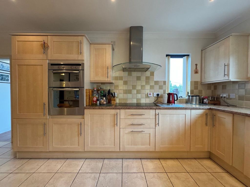 Additional image 10 of 4 bed detached bungalow for salePenrhiw Pistyll Lane, New Quay SA45