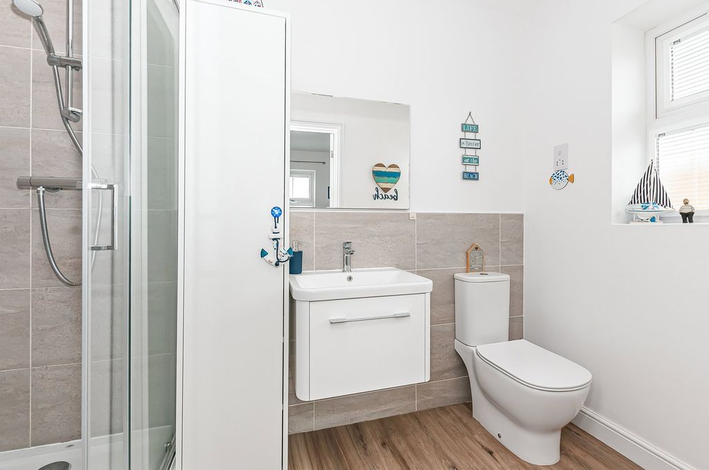 Additional image 15 of 2 bed bungalow for saleTowse Pasture, Bridlington YO16