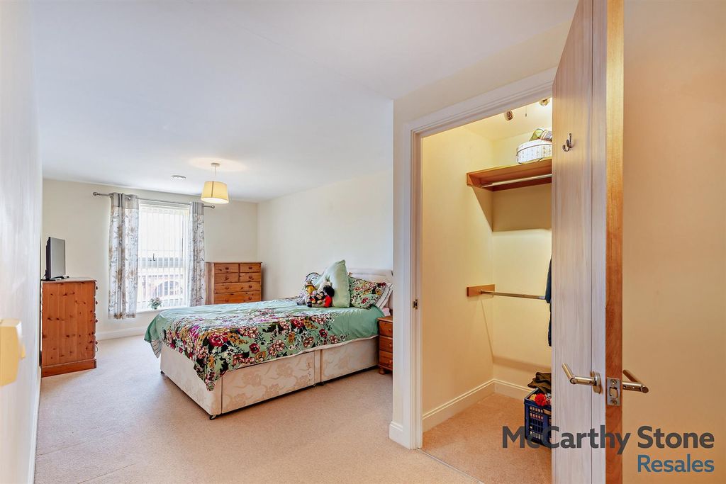 Additional image 7 of 2 bed flat for saleBlake Court, Northgate, Bridgwater TA6