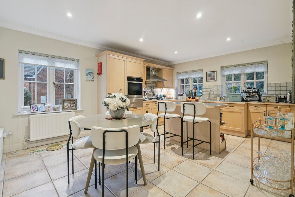 Additional image 13 of 5 bed detached house for saleMaple House, Northern Heights, Bourne End, Buckinghamshire SL8