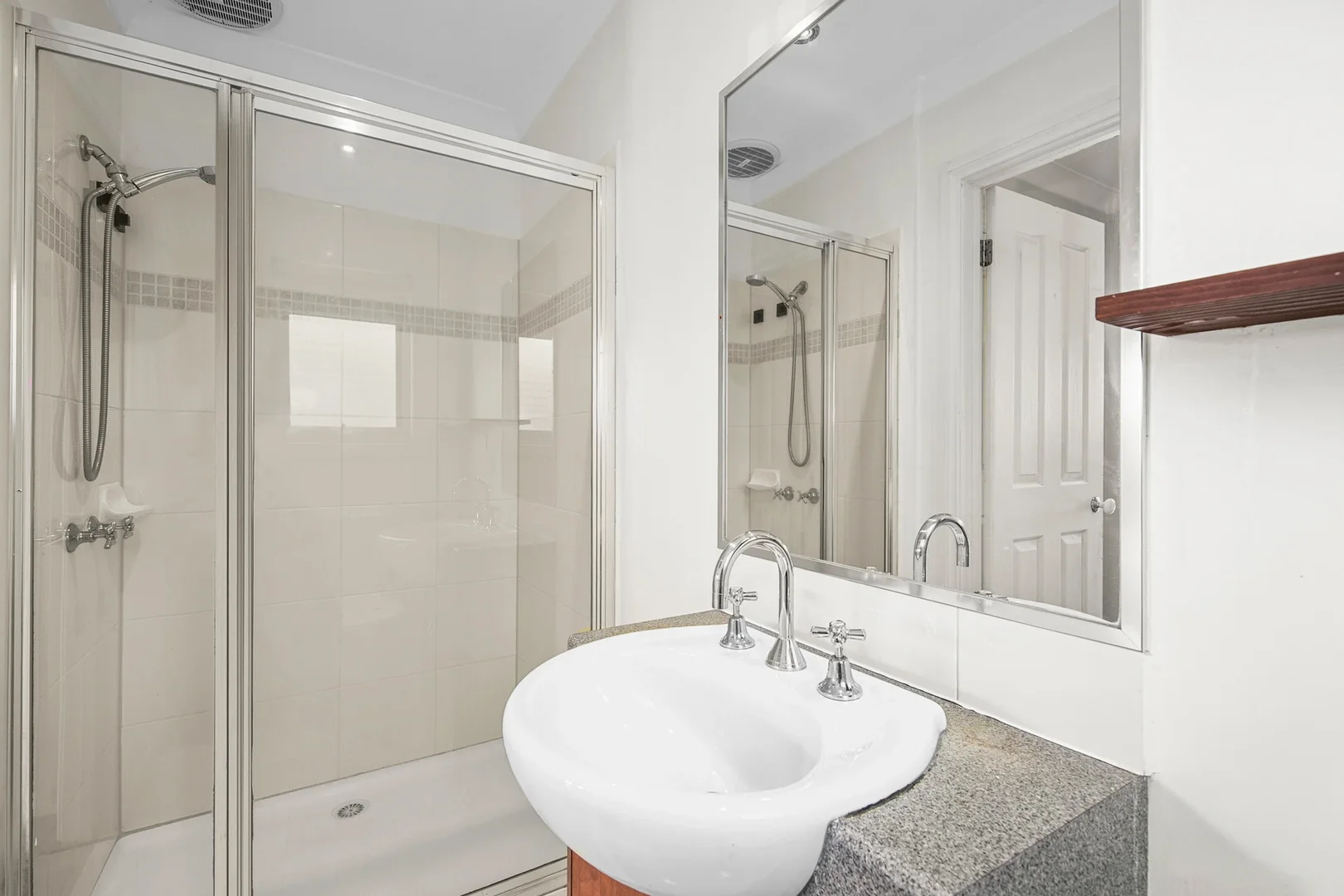 Additional image 6 of 5 Manerlong Walk, Sydenham VIC 3037
