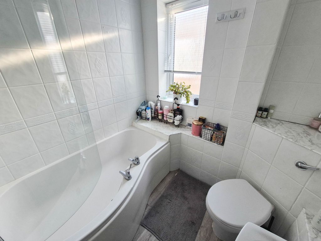 Additional image 10 of 2 bed flat for saleRegis Court, Bognor Regis PO21