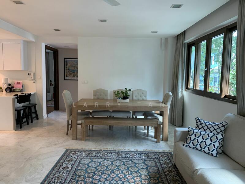 77 Sophia Road photo 3