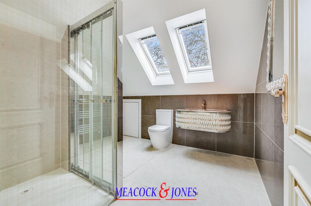 Additional image 32 of 6 bed detached house for saleHeronway, Hutton Mount, Brentwood CM13